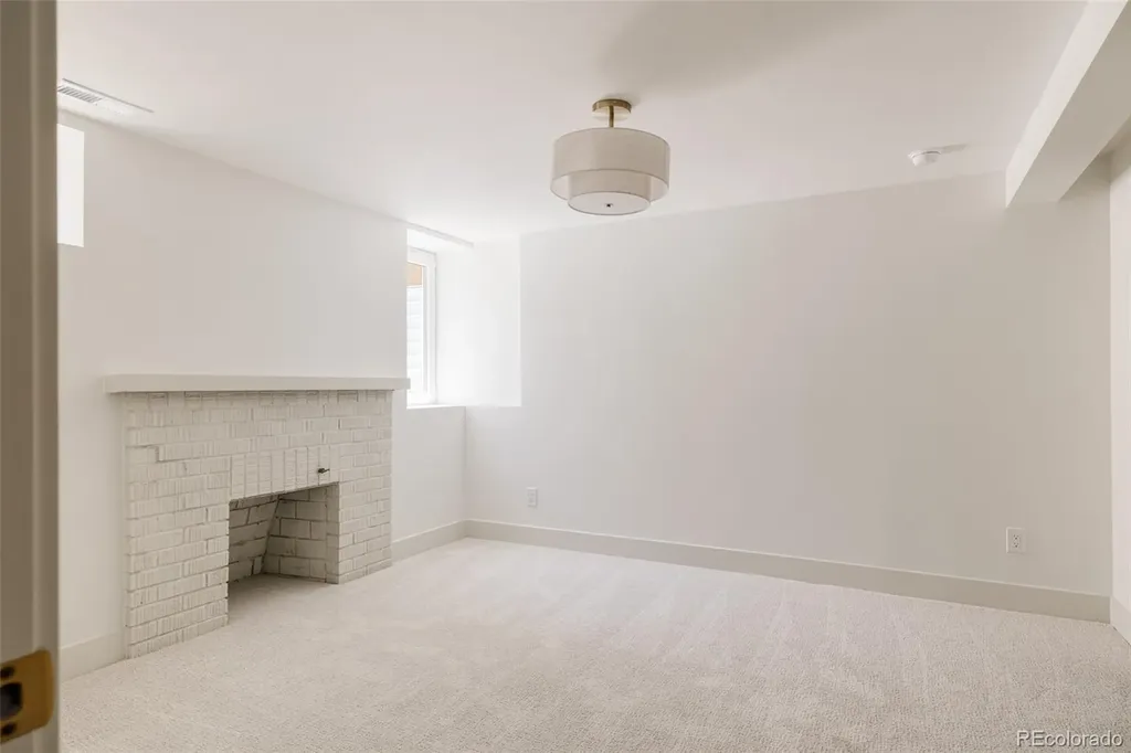 1992 S Lincoln Street Denver CO 80210