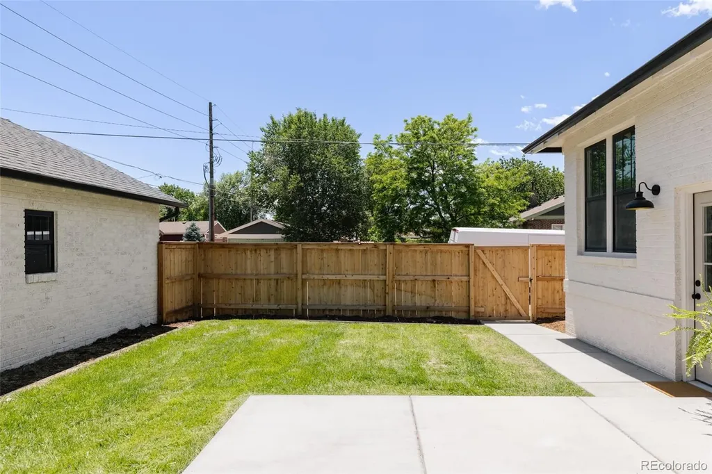 1992 S Lincoln Street Denver CO 80210