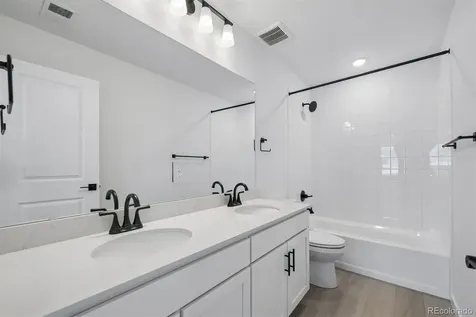 25294 E Warren Place Aurora CO 80018