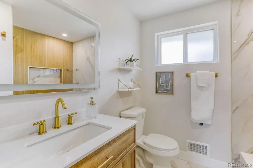6695 S Ogden Street Centennial CO 80121