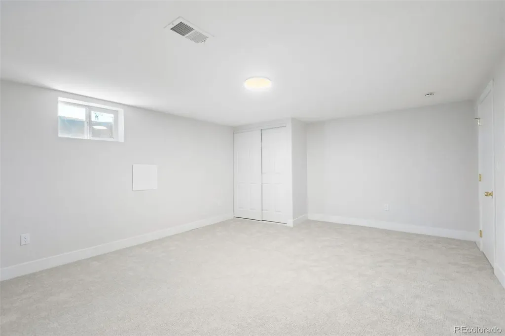 6695 S Ogden Street Centennial CO 80121