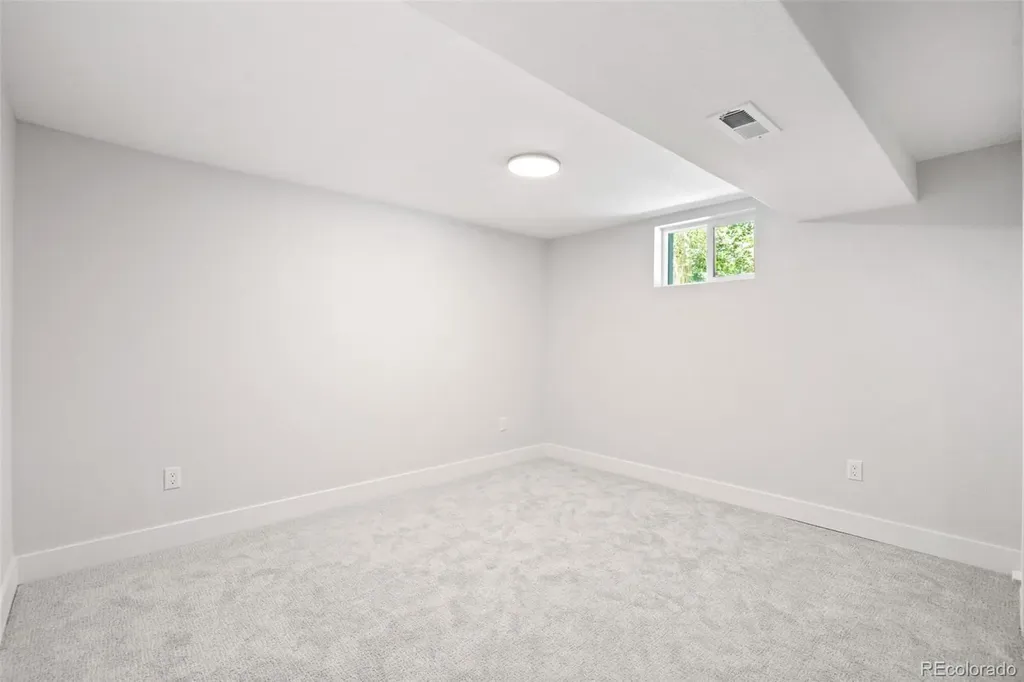 6695 S Ogden Street Centennial CO 80121