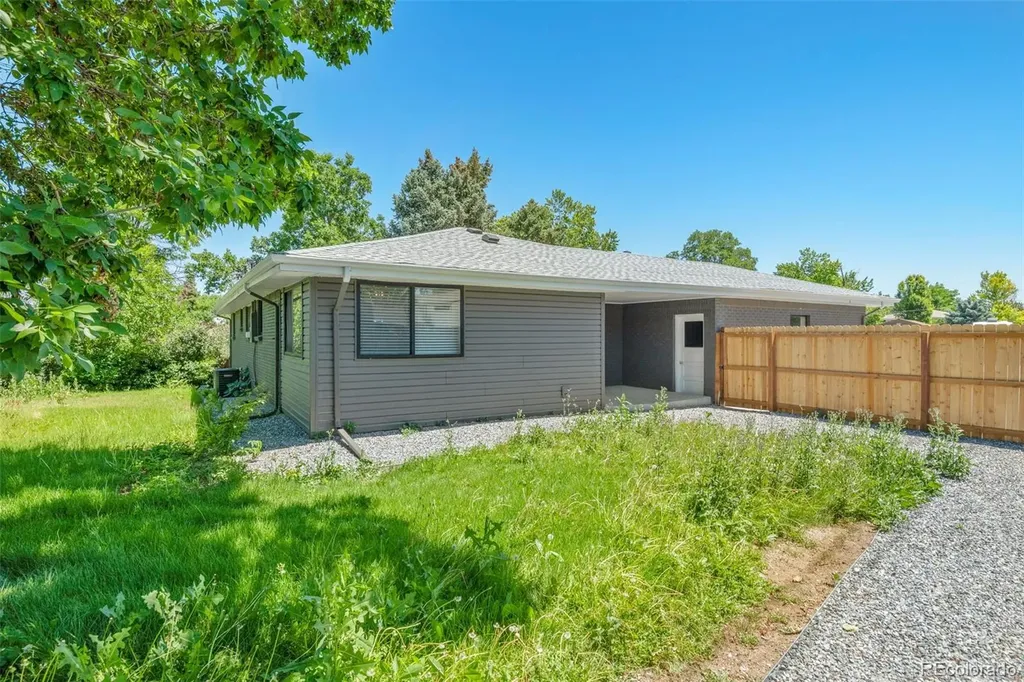 6695 S Ogden Street Centennial CO 80121