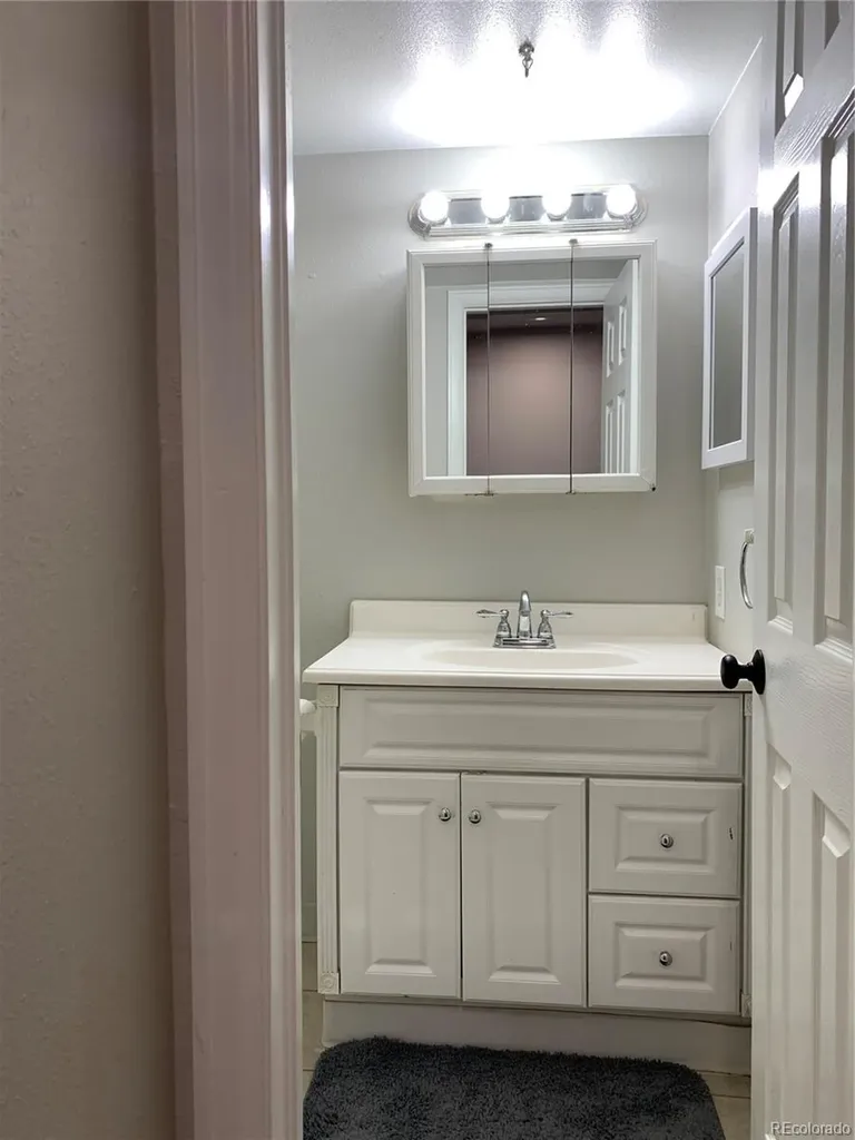 14602 E 2nd Avenue Aurora CO 80011