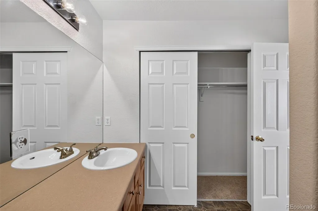 4323 S Jebel Lane Aurora CO 80015