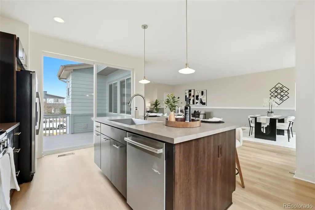 9666 Dunning Circle Highlands Ranch CO 80126