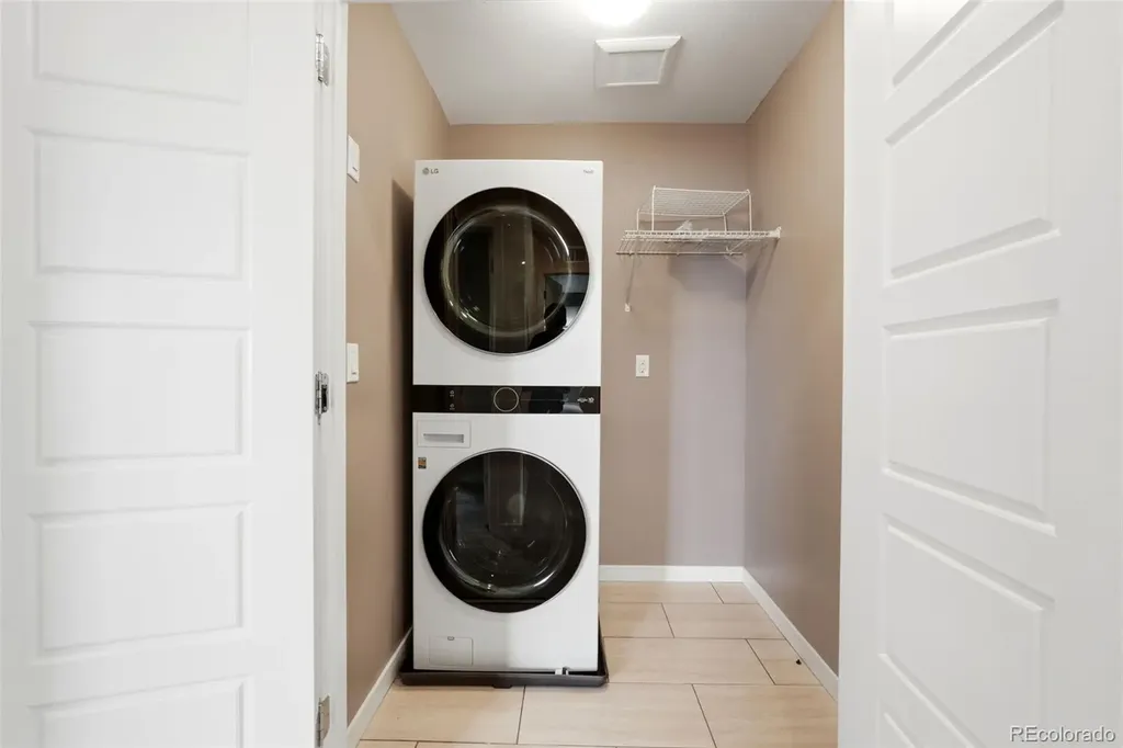 9666 Dunning Circle Highlands Ranch CO 80126