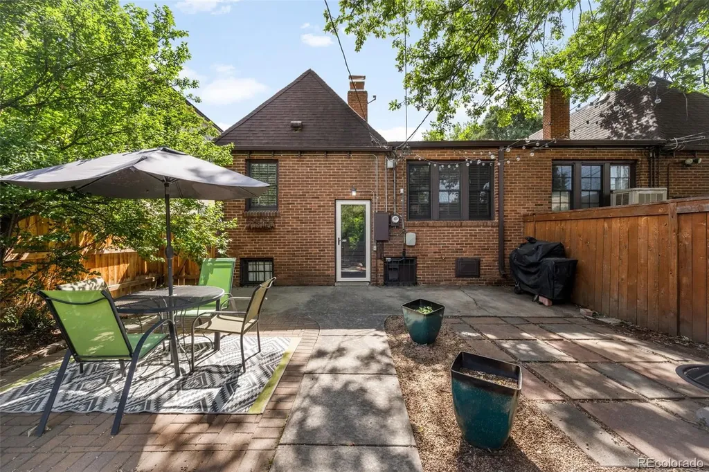 1665 Bellaire Street Denver CO 80220