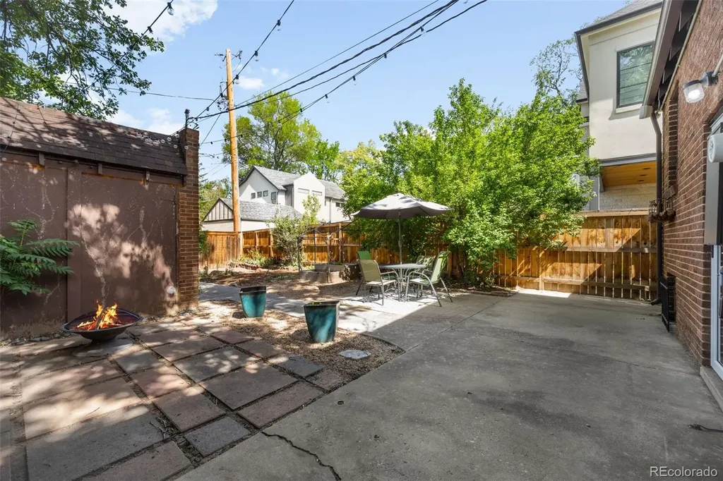 1665 Bellaire Street Denver CO 80220