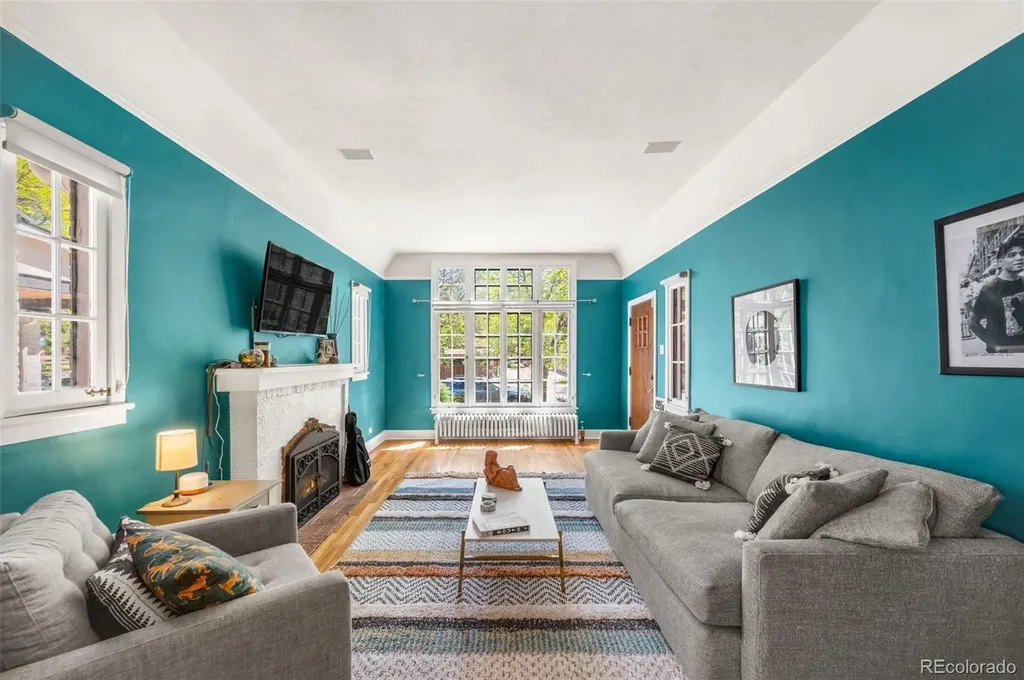 1665 Bellaire Street Denver CO 80220