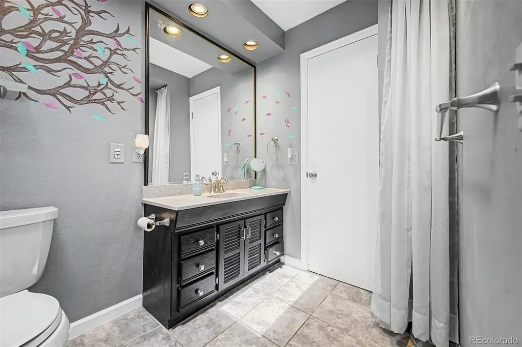 15504 E Evans Avenue Aurora CO 80013