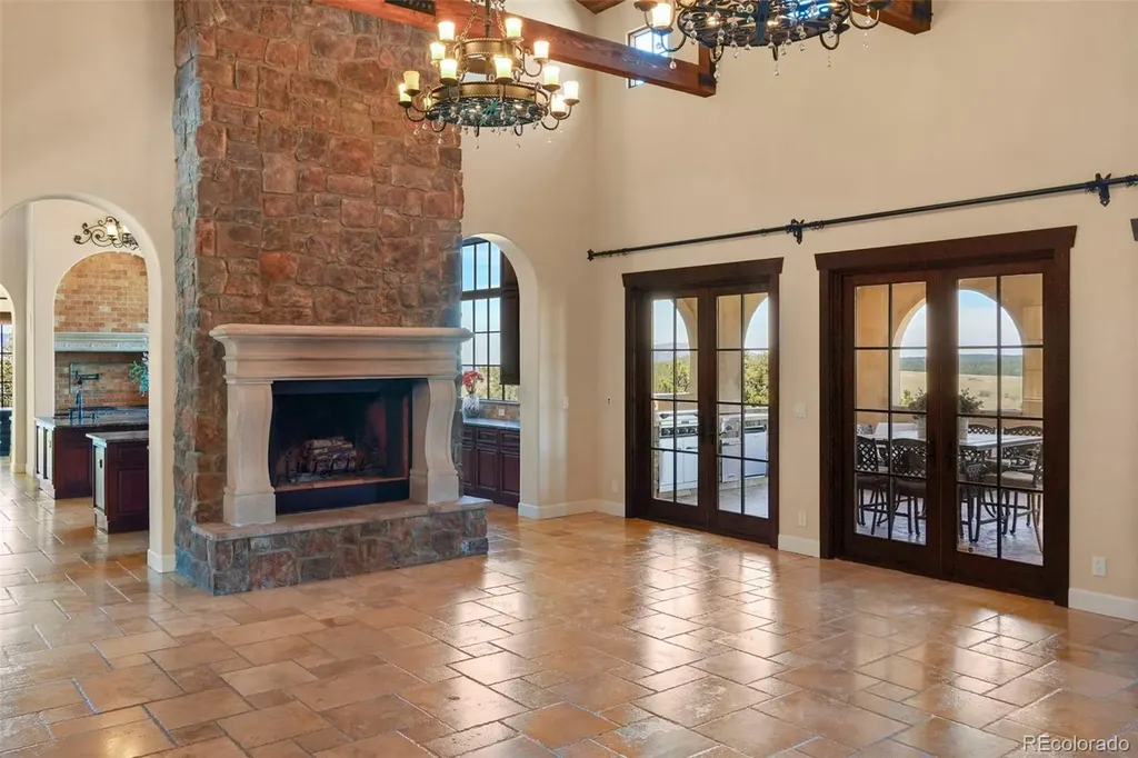 2869 Valley Park Drive Larkspur CO 80118
