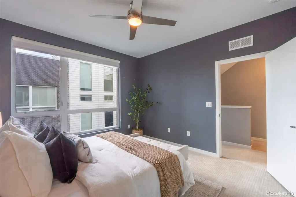 3425 Larimer Street Denver CO 80205