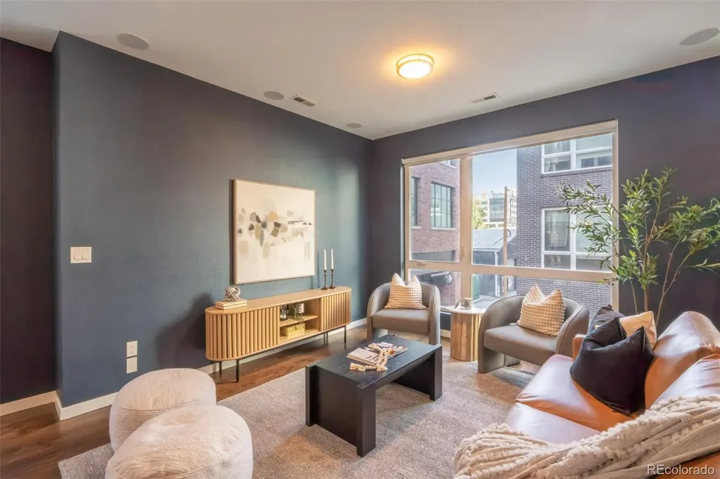 3425 Larimer Street Denver CO 80205