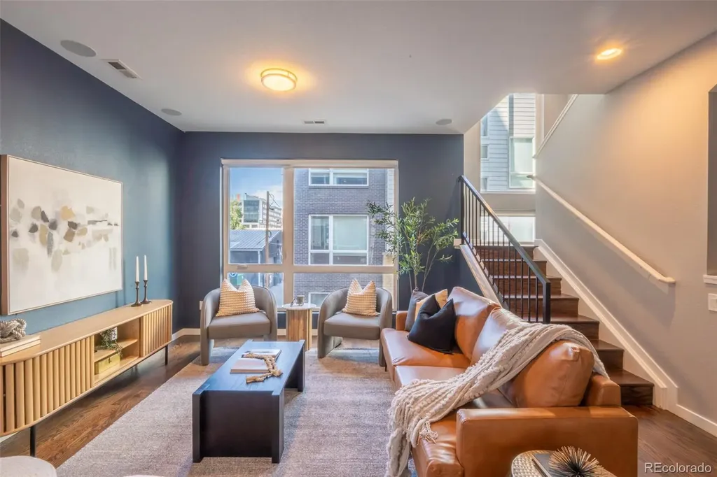 3425 Larimer Street Denver CO 80205