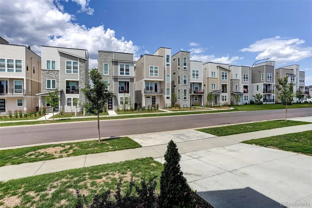 5234 Queen Court Arvada CO 80002