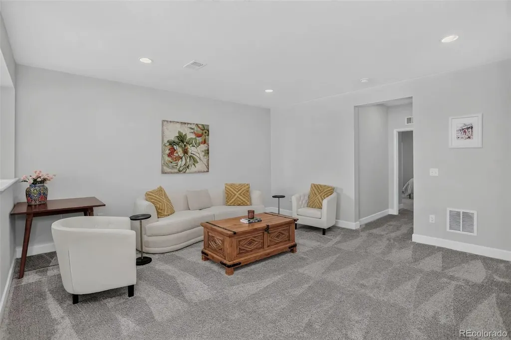 5234 Queen Court Arvada CO 80002