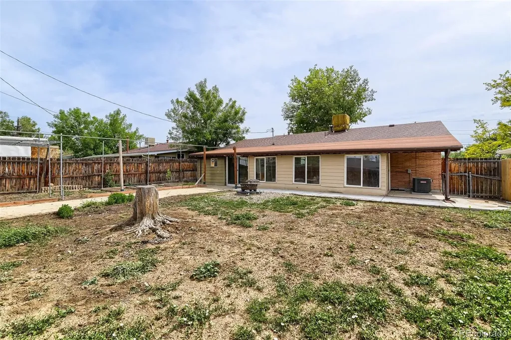 8033 Wyandot Street Denver CO 80221