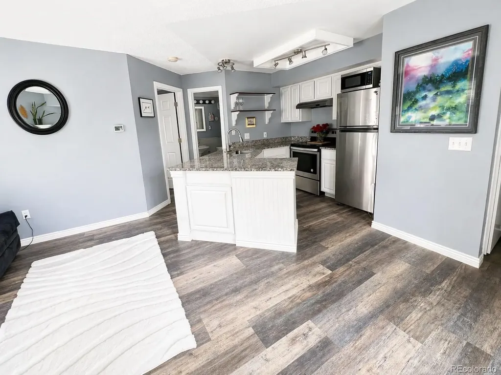 5250 S Huron Way Littleton CO 80120