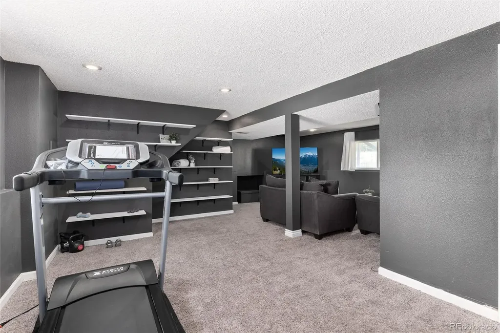 1867 S Zeno Way Aurora CO 80017
