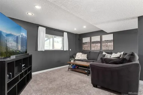 1867 S Zeno Way Aurora CO 80017