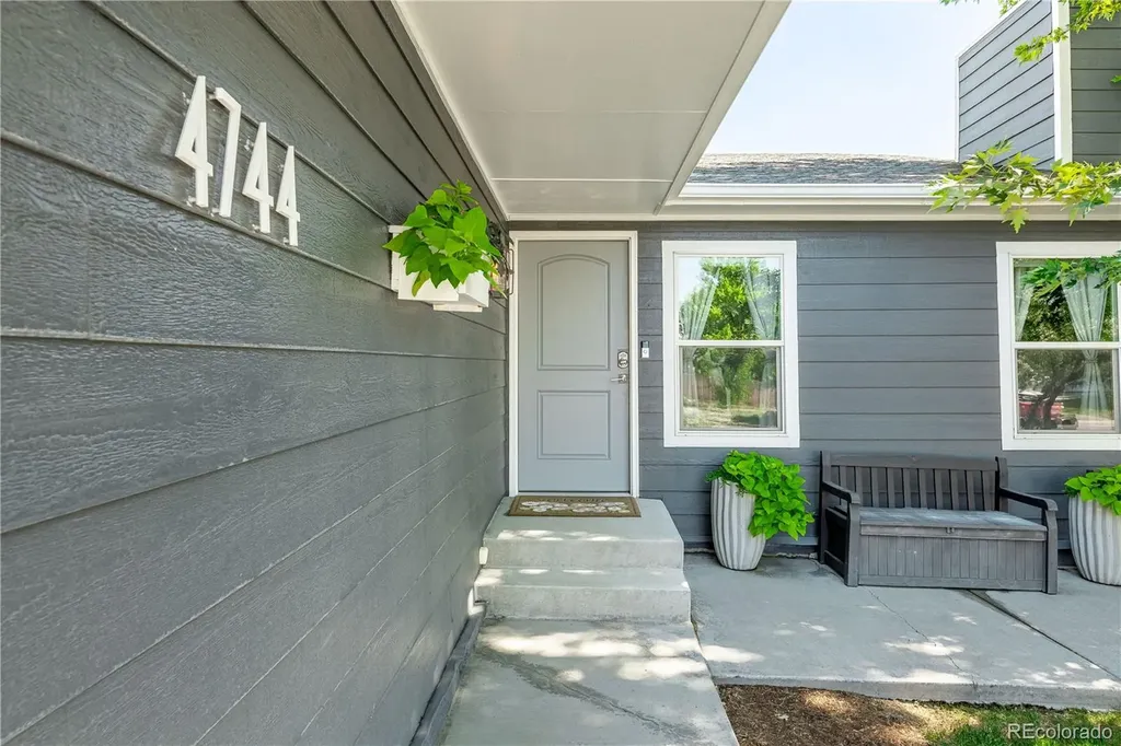 4744 S Taft Court Morrison CO 80465