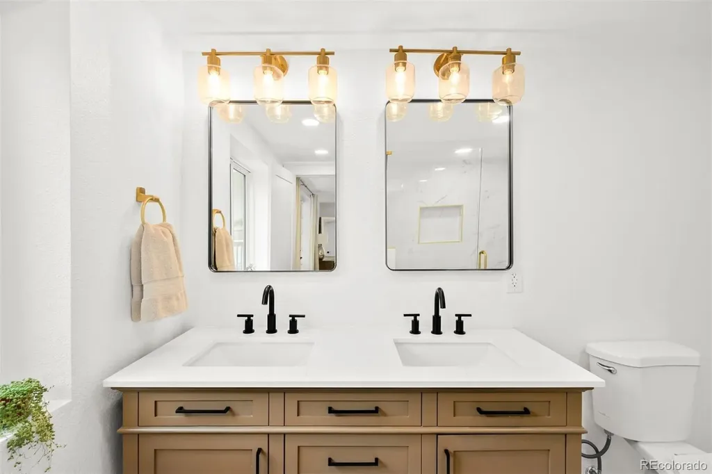 3351 S Dahlia Street Denver CO 80222
