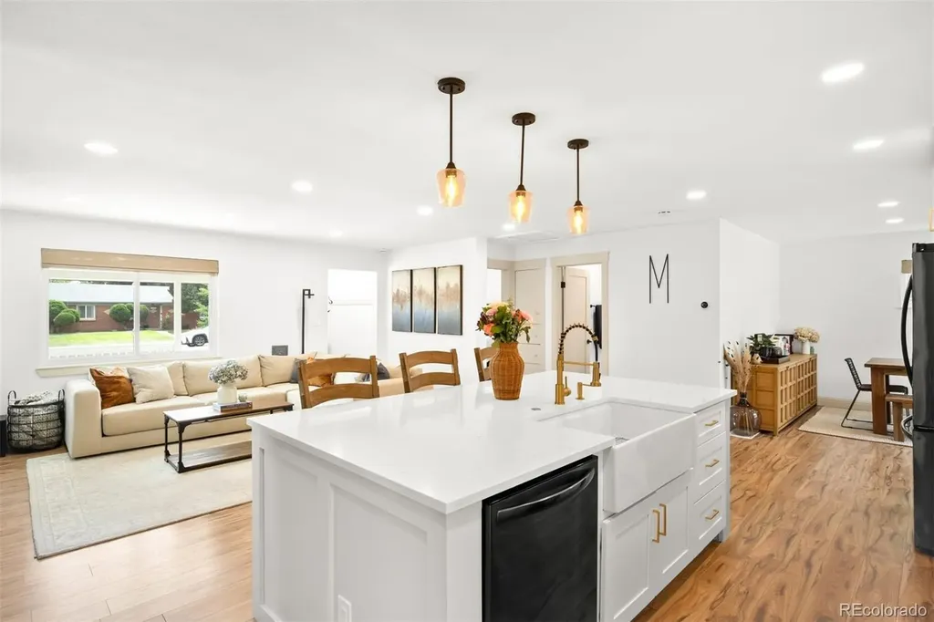 3351 S Dahlia Street Denver CO 80222