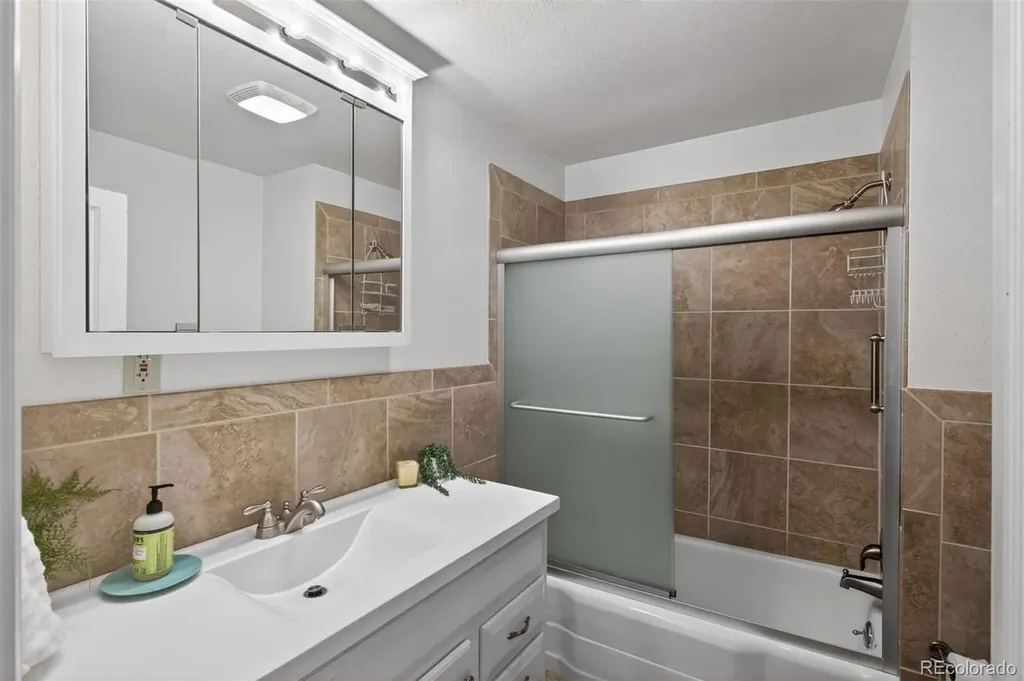 2220 East Street Golden CO 80401