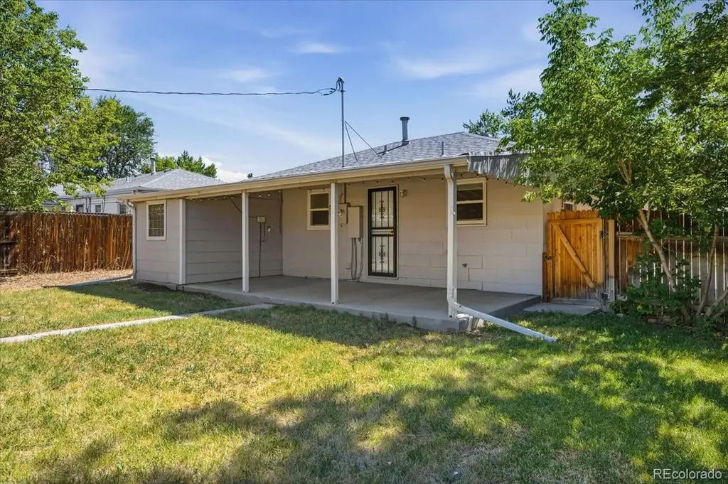 1255 S Winona Court Denver CO 80219