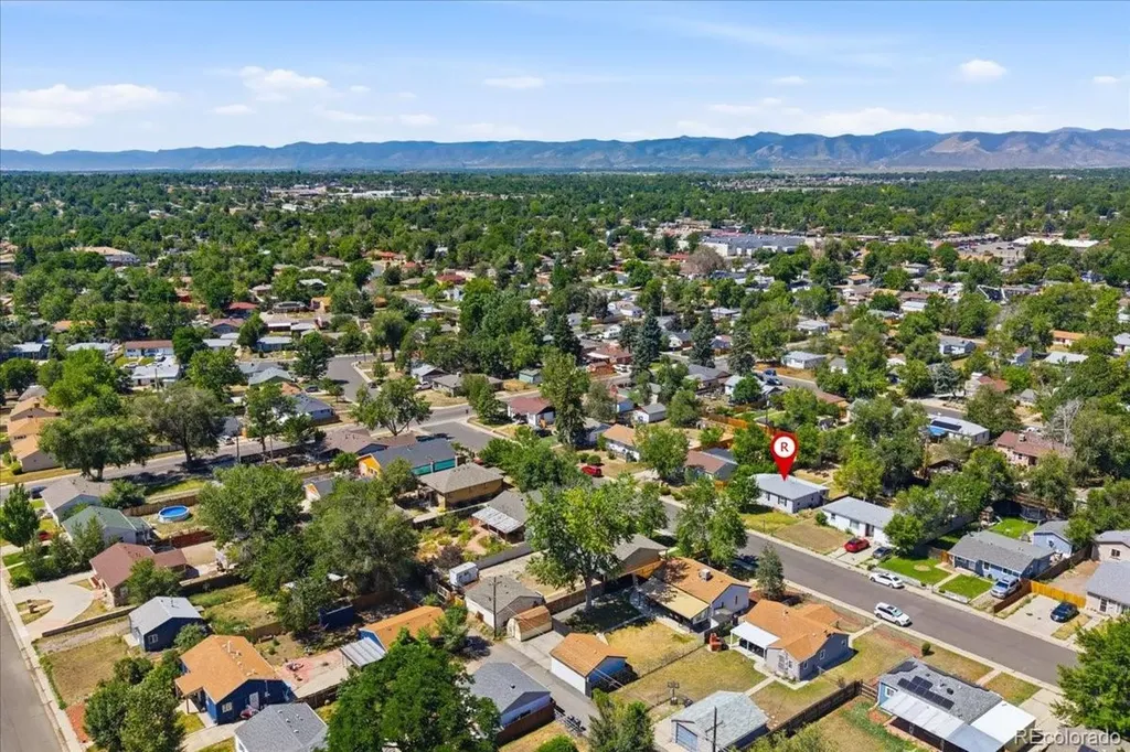 1255 S Winona Court Denver CO 80219