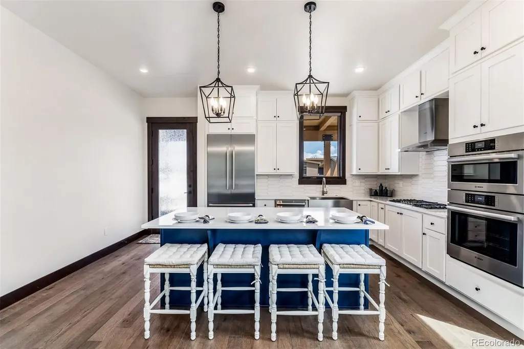 15 W Baron Way Silverthorne CO 80498