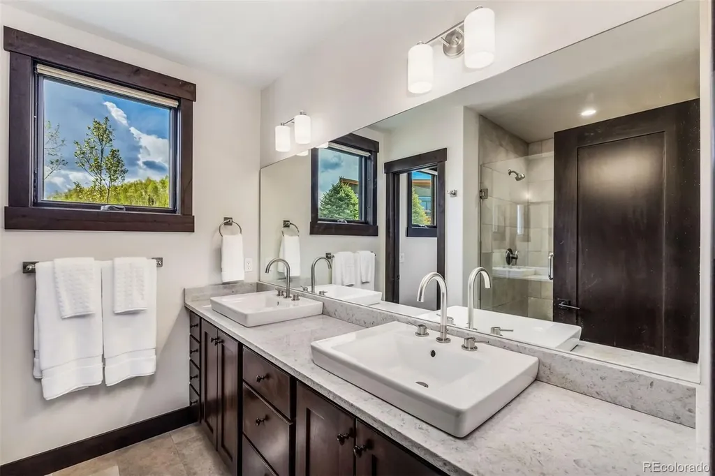 15 W Baron Way Silverthorne CO 80498