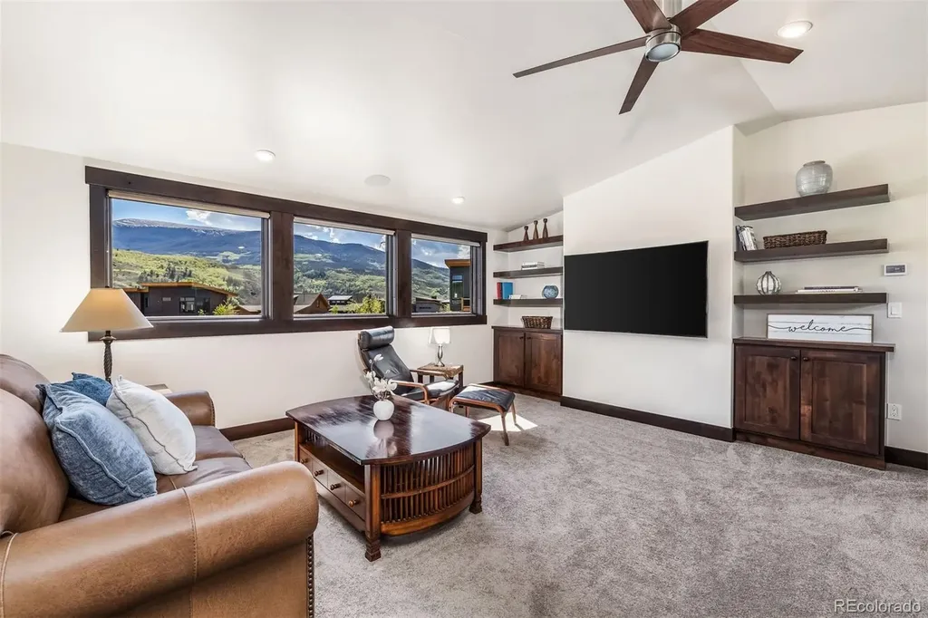 15 W Baron Way Silverthorne CO 80498