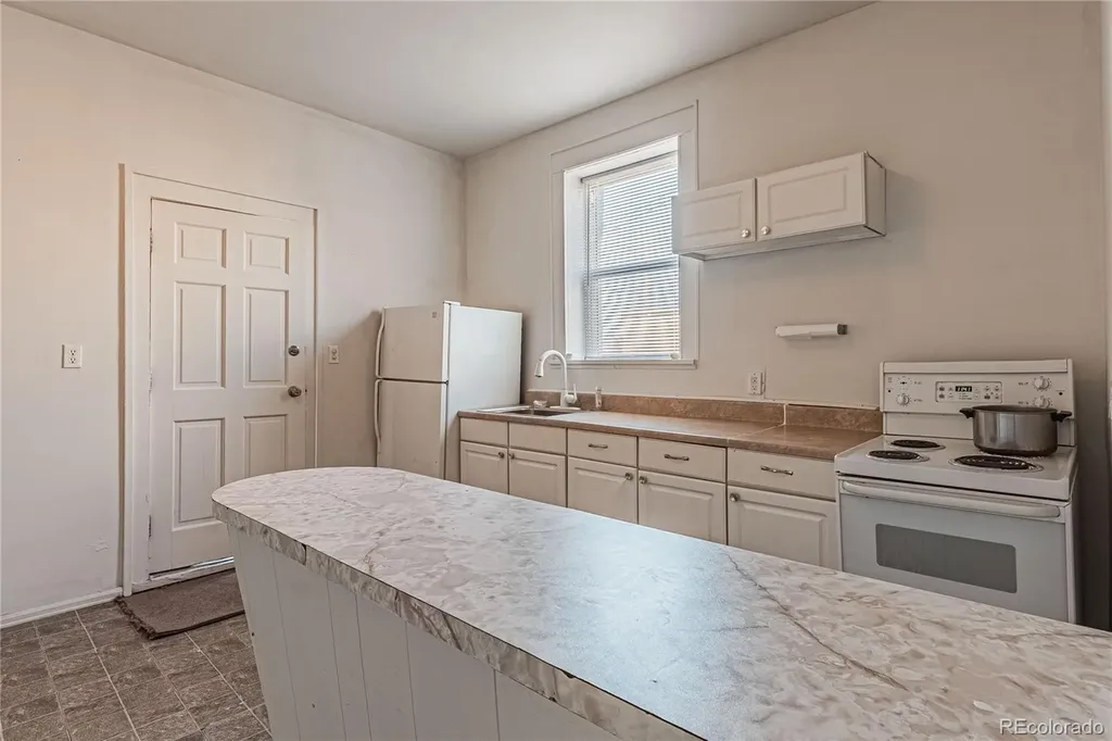 134-138 W 7th Street Walsenburg CO 81089
