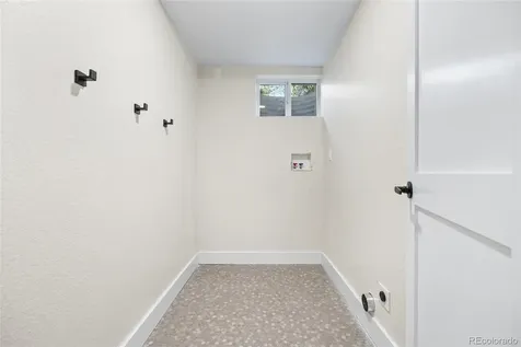 1375 W Hinsdale Drive Littleton CO 80120