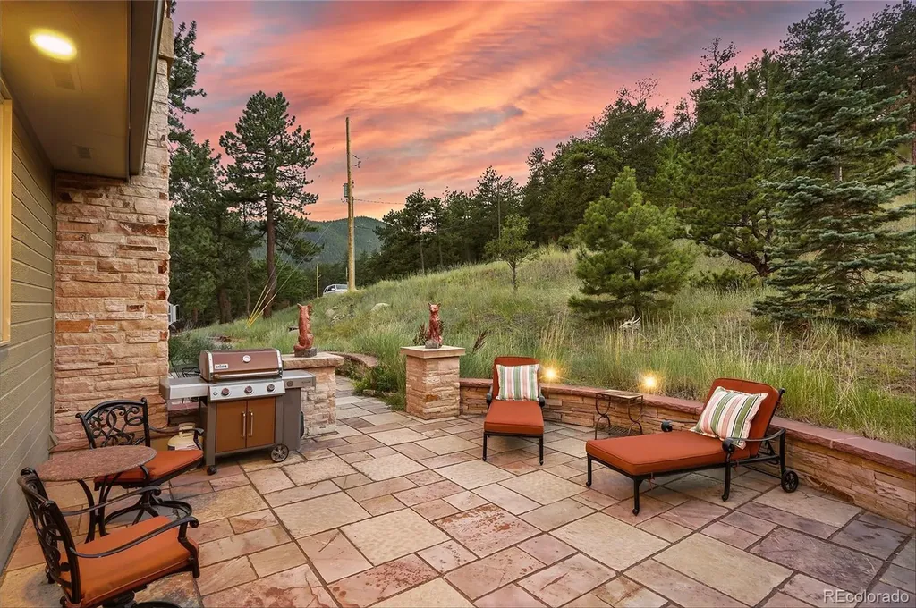 16 Camino Bosque Boulder CO 80302