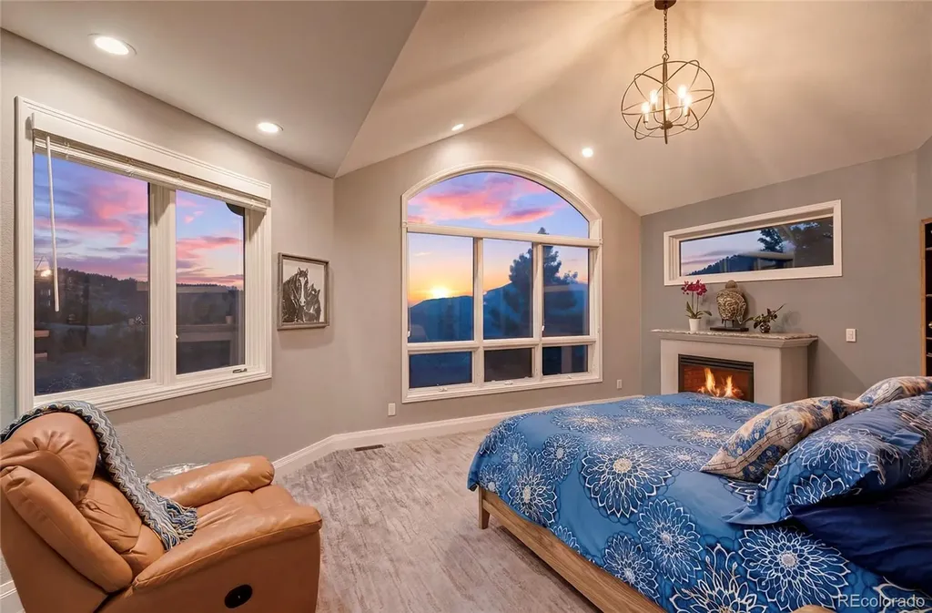 16 Camino Bosque Boulder CO 80302