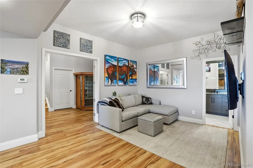 16 Camino Bosque Boulder CO 80302