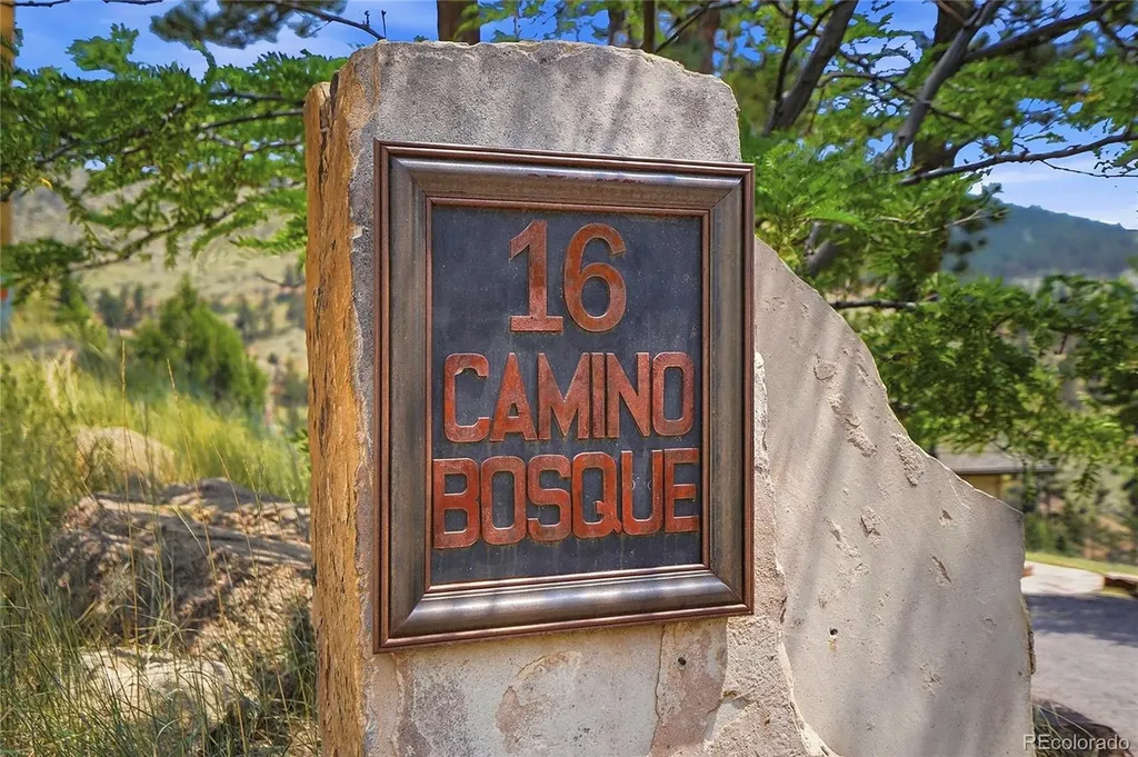 16 Camino Bosque Boulder CO 80302
