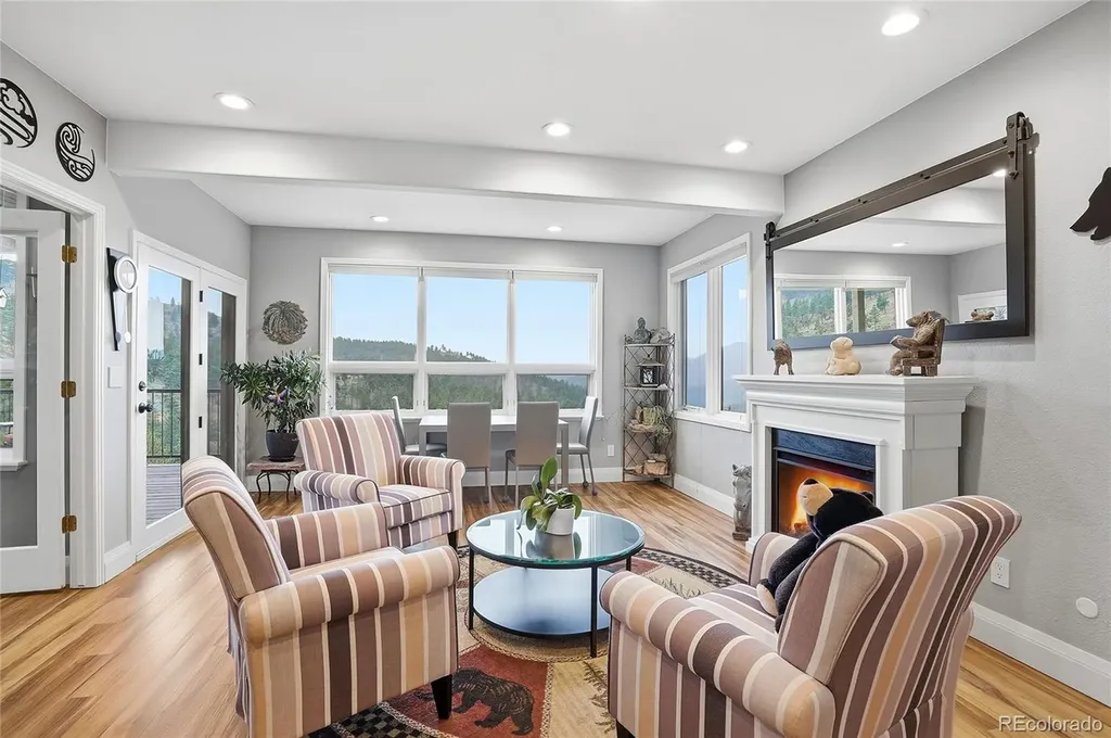 16 Camino Bosque Boulder CO 80302