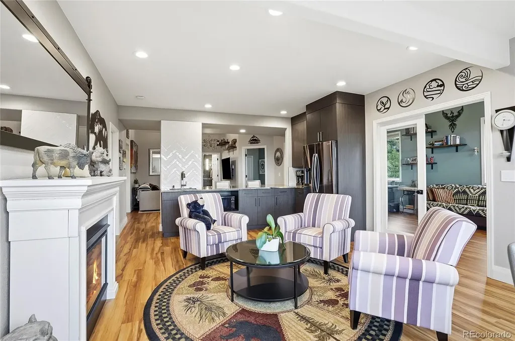 16 Camino Bosque Boulder CO 80302