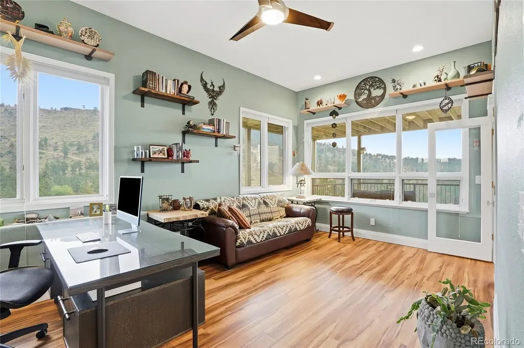 16 Camino Bosque Boulder CO 80302