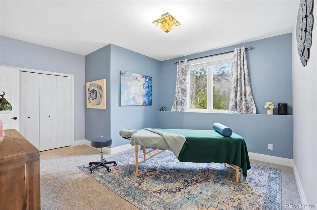 16 Camino Bosque Boulder CO 80302
