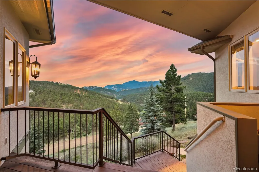 16 Camino Bosque Boulder CO 80302
