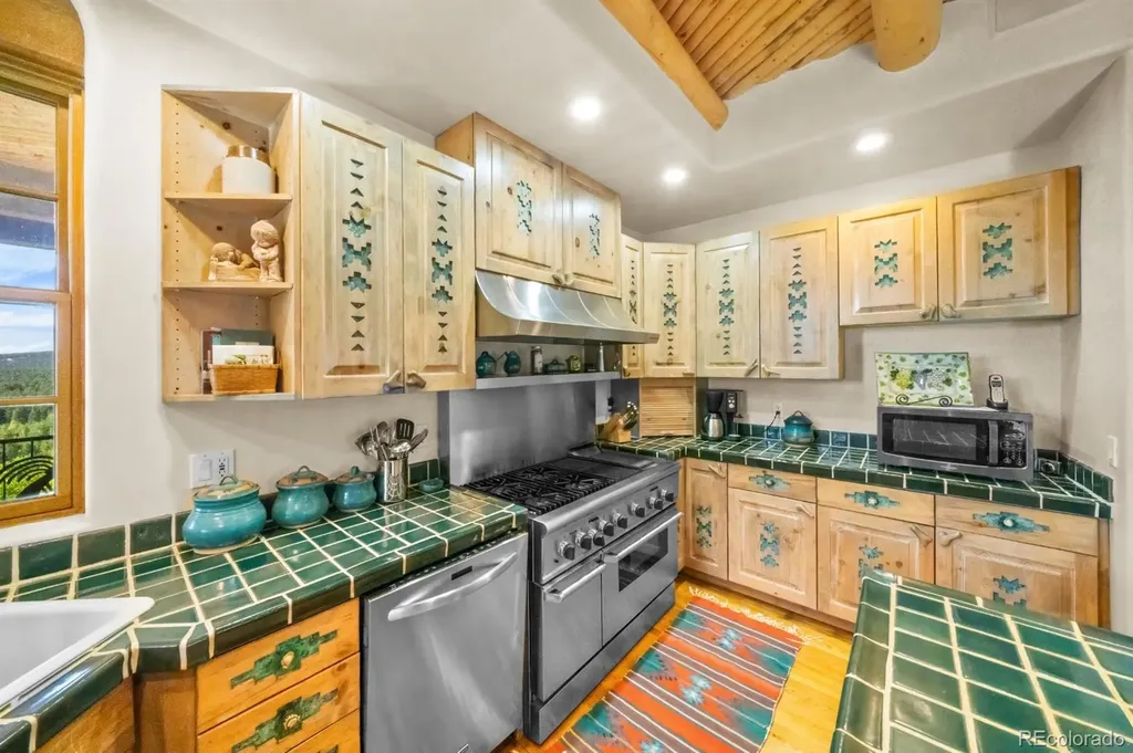 8221 Cuerna Verde Road Rye CO 81069