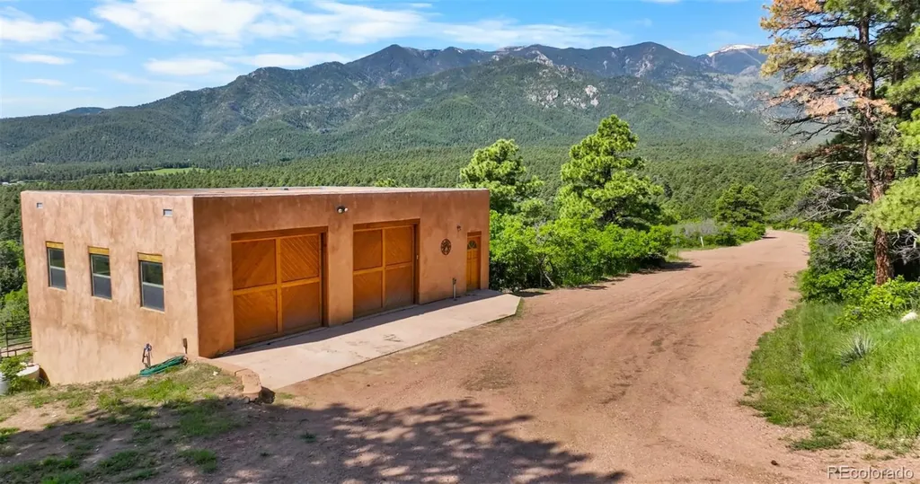 8221 Cuerna Verde Road Rye CO 81069