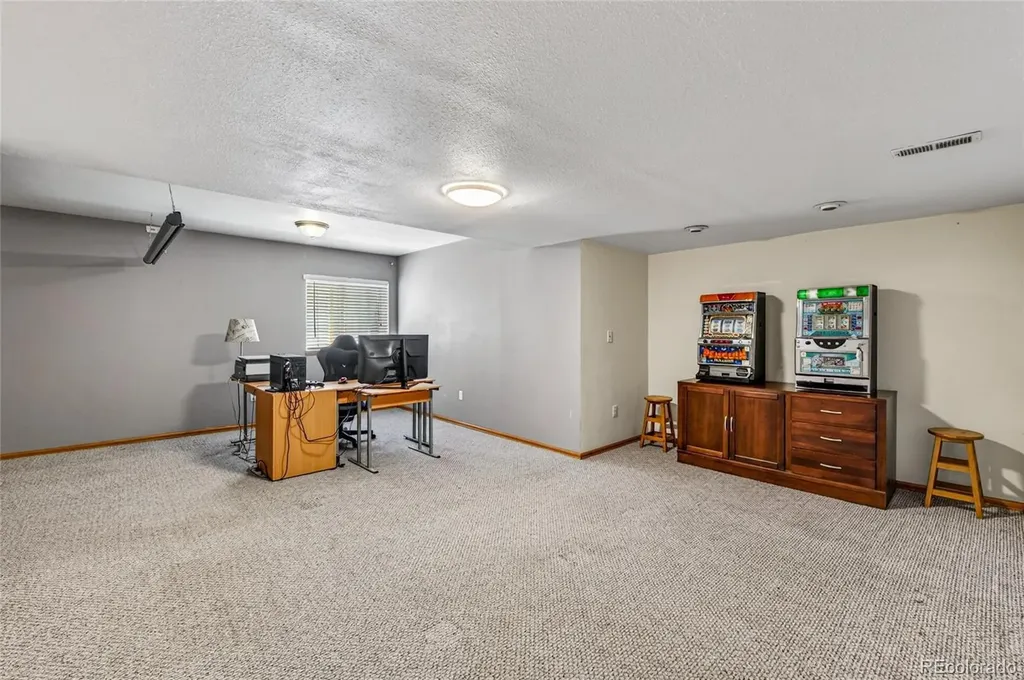 2911 N Princess Circle Broomfield CO 80020