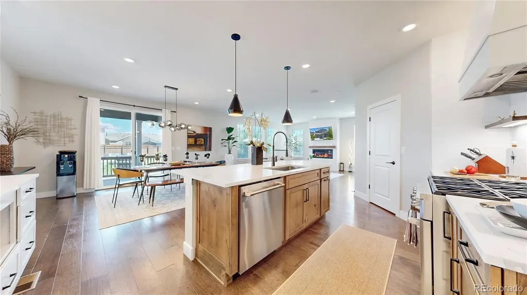 5938 N Odessa Street Aurora CO 80019