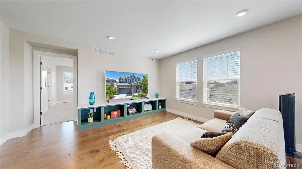 5938 N Odessa Street Aurora CO 80019